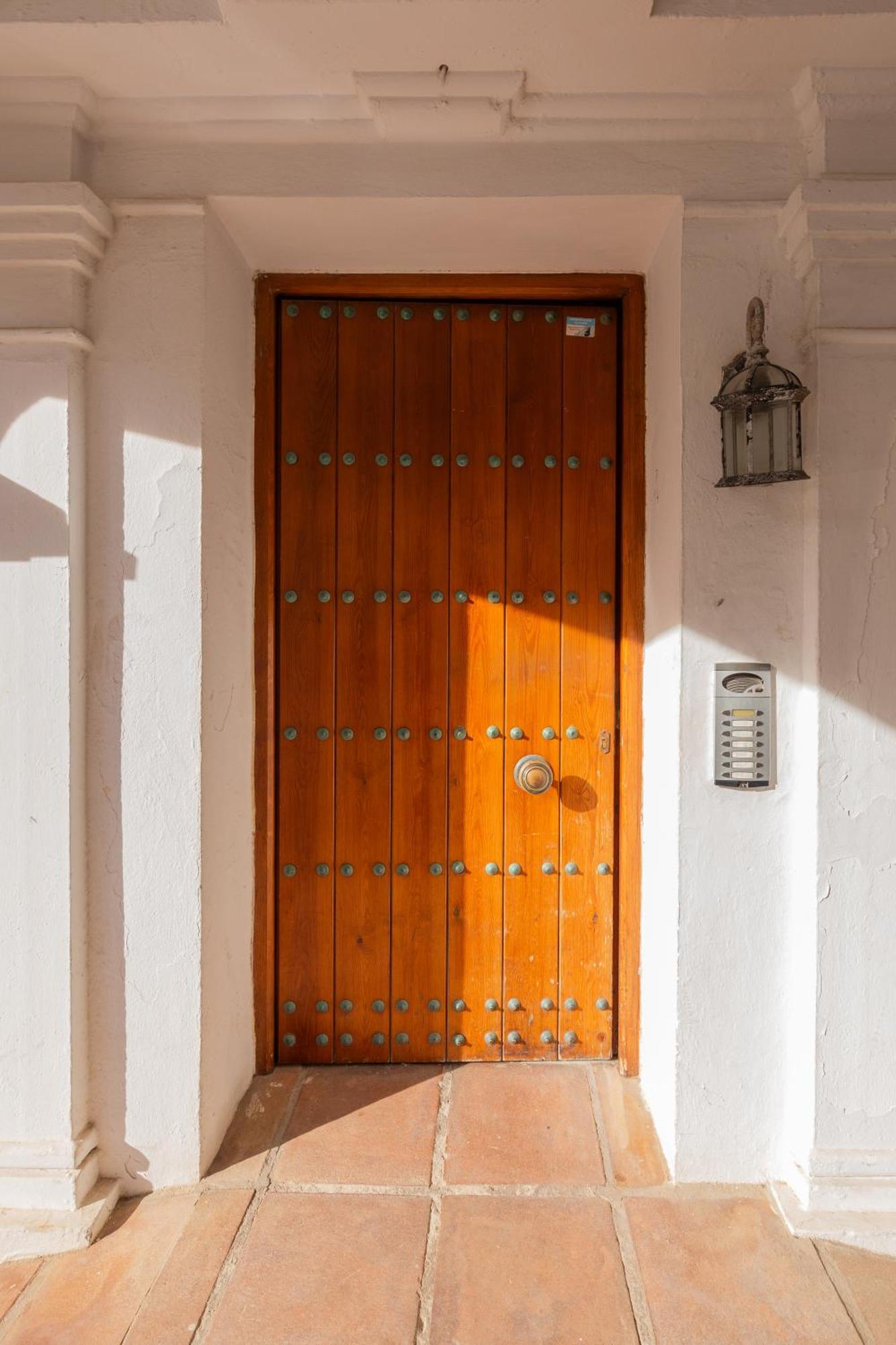 Duquesa Port Studio Apartment - Bright Sunlit Terrace Manilva Ngoại thất bức ảnh