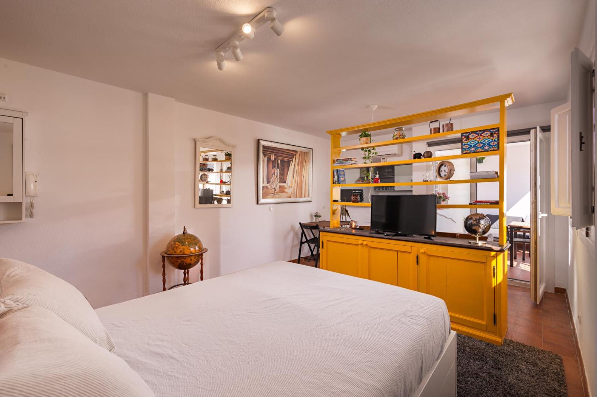 Duquesa Port Studio Apartment - Bright Sunlit Terrace Manilva Ngoại thất bức ảnh
